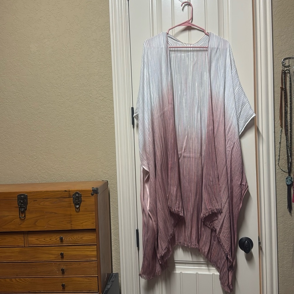 Multi color shrug/duster